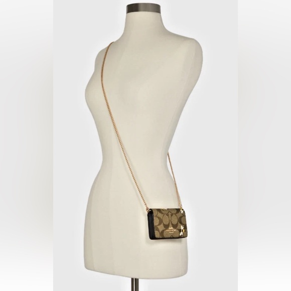 Coach Bee Mini Wallet with removable chain NWT - Picture 2 of 6